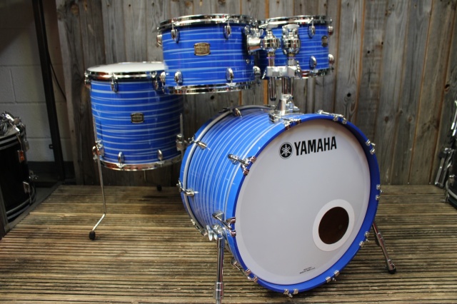 Yamaha Club Custom 22, 12, 13, 16 in Blue Swirl