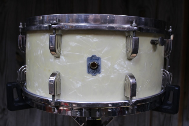 Leedy 'April 1946' Broadway 14x6.5 in White Marine Pearl