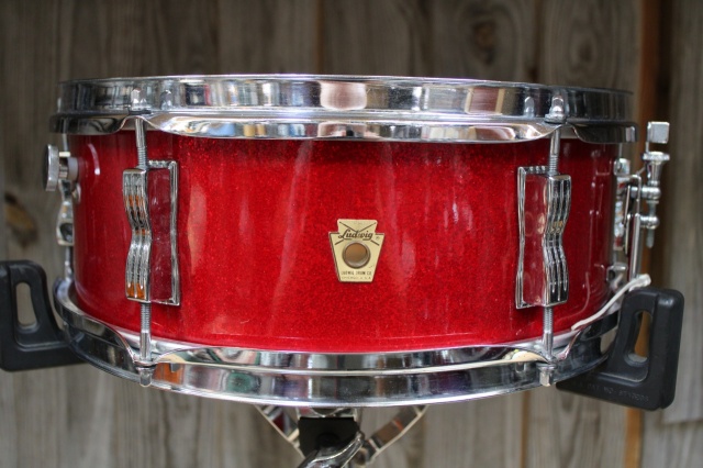 Ludwig 'Mar31 1969' Pioneer in Red Sparkle Sn 698664