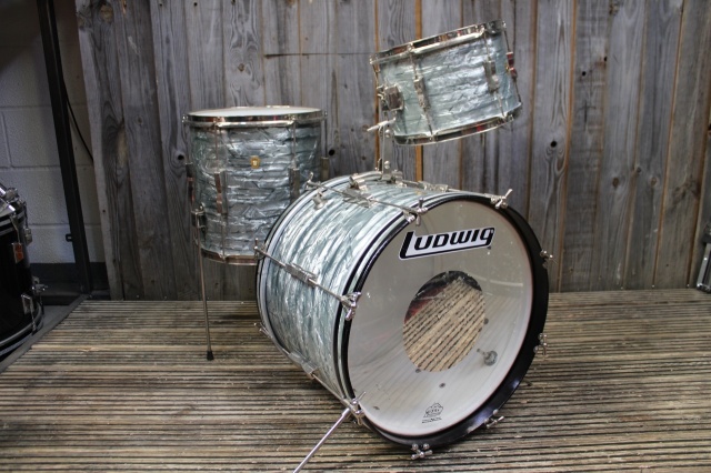 Ludwig 'Apr 1965' Clubdate Outfit in Sky Blue Pearl