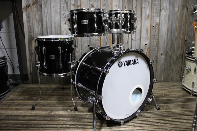 Yamaha Recording Custom 22 10 12 14 in Black