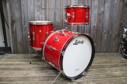 Ludwig late 60's Clubdate in Red Sparkle